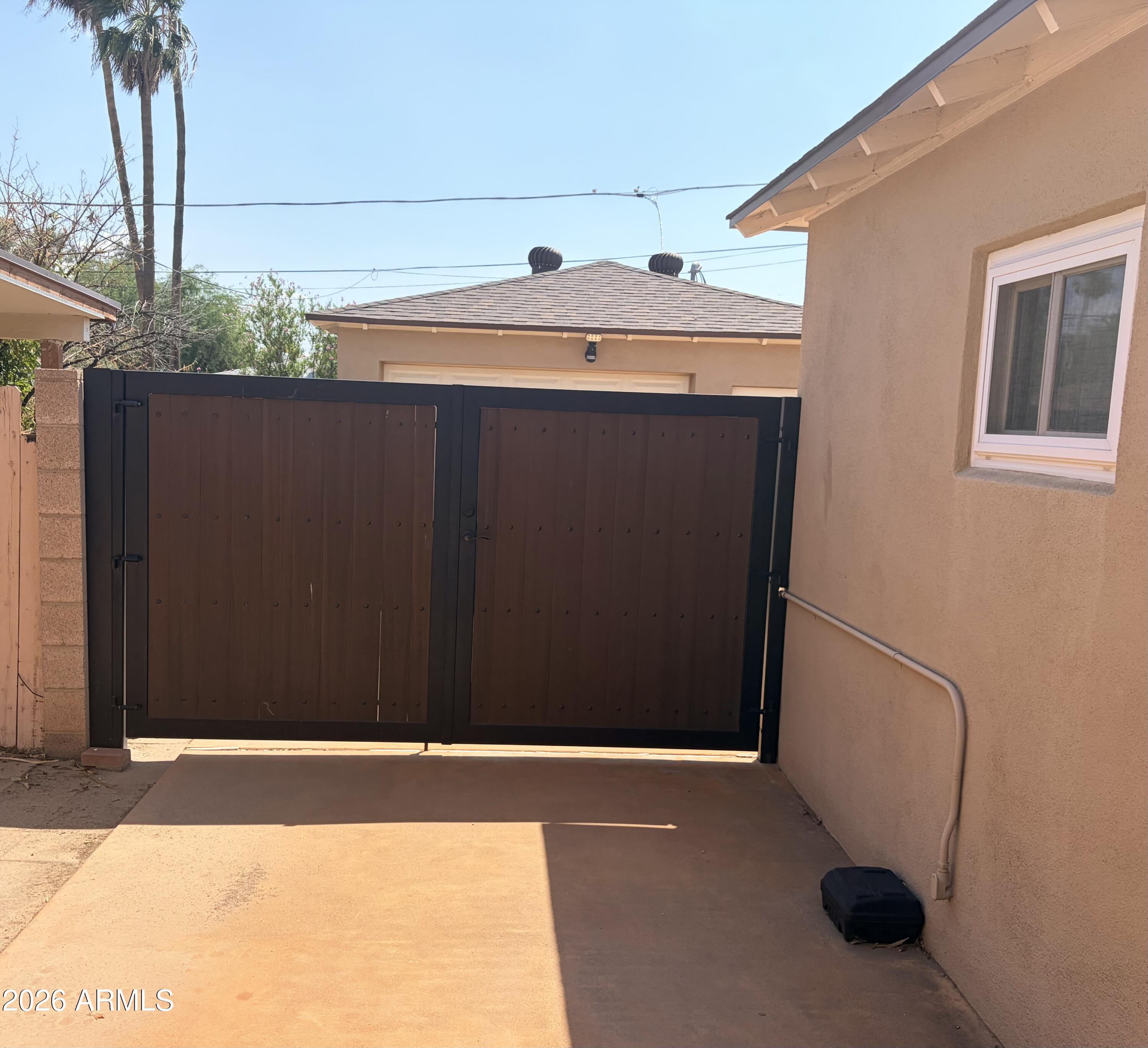 2854 North Greenfield Road Phoenix, AZ 85006 - Photo 9 of 13 IMG_1536