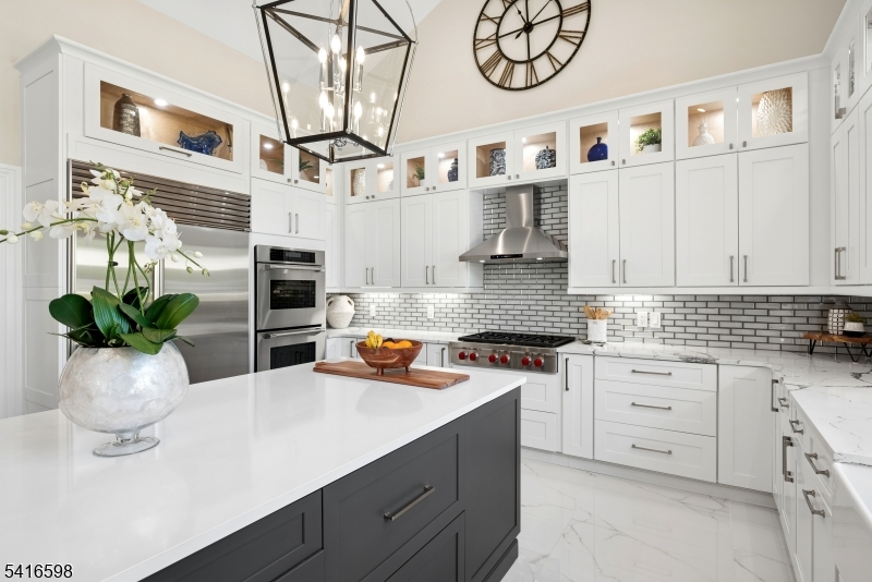 55 Deer Run Watchung, NJ 07069 - Photo 15 of 48