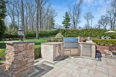 $3,225,000 | 55 Deer Run, Watchung, NJ 07069
