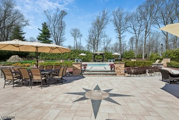 $3,225,000 | 55 Deer Run, Watchung, NJ 07069