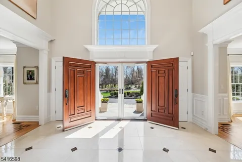 $3,225,000 | 55 Deer Run, Watchung, NJ 07069