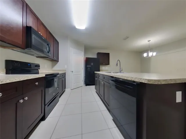 $2,299 | Undisclosed Address, Tavares, FL 32778