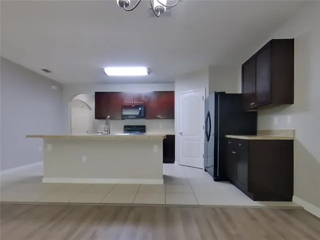 $2,299 | Undisclosed Address, Tavares, FL 32778