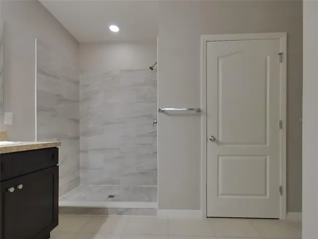 $2,299 | Undisclosed Address, Tavares, FL 32778