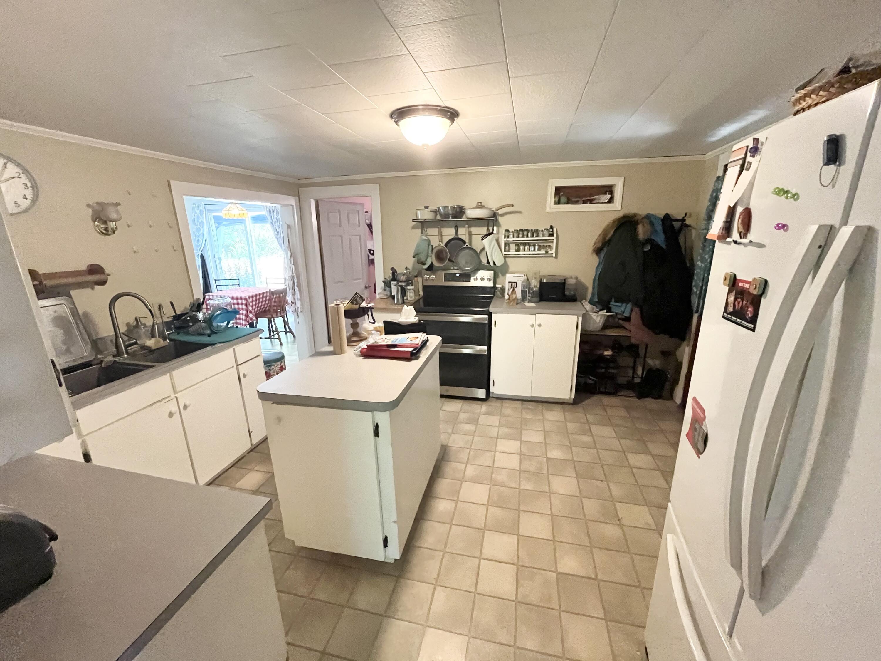 1183 River Road Bucksport, ME 04416 - Photo 8 of 18 9