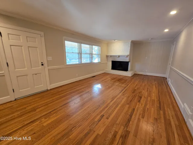 $1,600 | 1300 West Ragsdale Road, Greenville, NC 27858