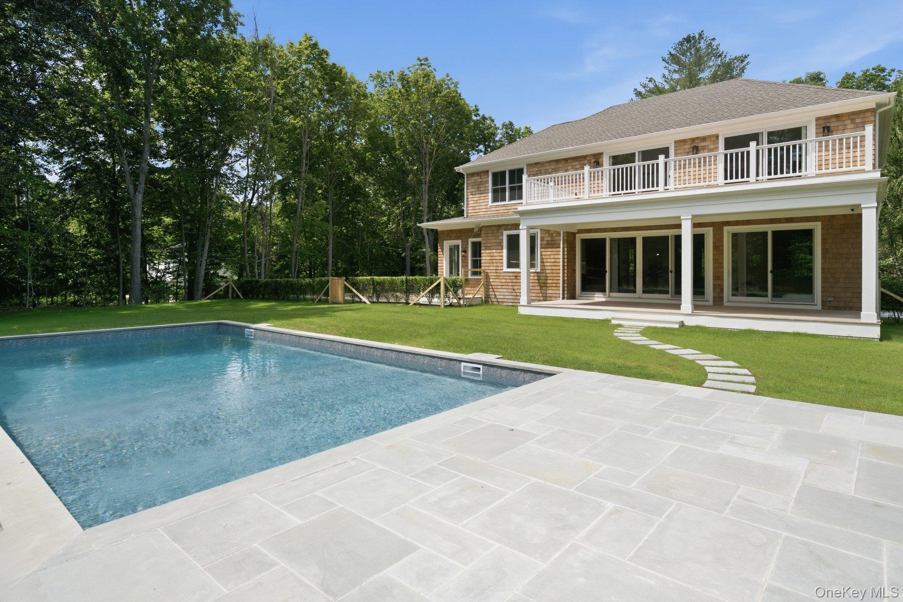 12 Red Creek Road Hampton Bays, NY 11946 - Photo 32 of 38