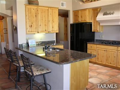 621 West Kachina Ridge Place Tucson, AZ 85755 - Photo 5 of 10