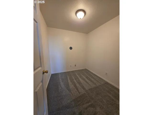 a view of a storage & utility room