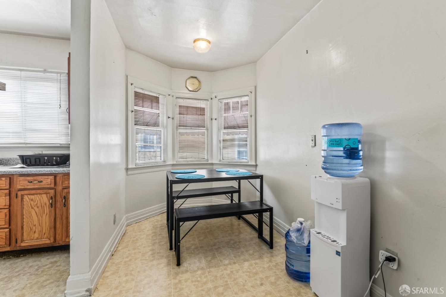 1646 Parker Street Berkeley, CA 94703 - Photo 15 of 33 a view of a room with lounge chair and windows
