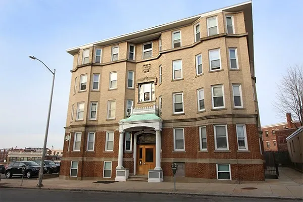 $2,500 | 257 Washington Street, Unit B1, Salem, MA 01970