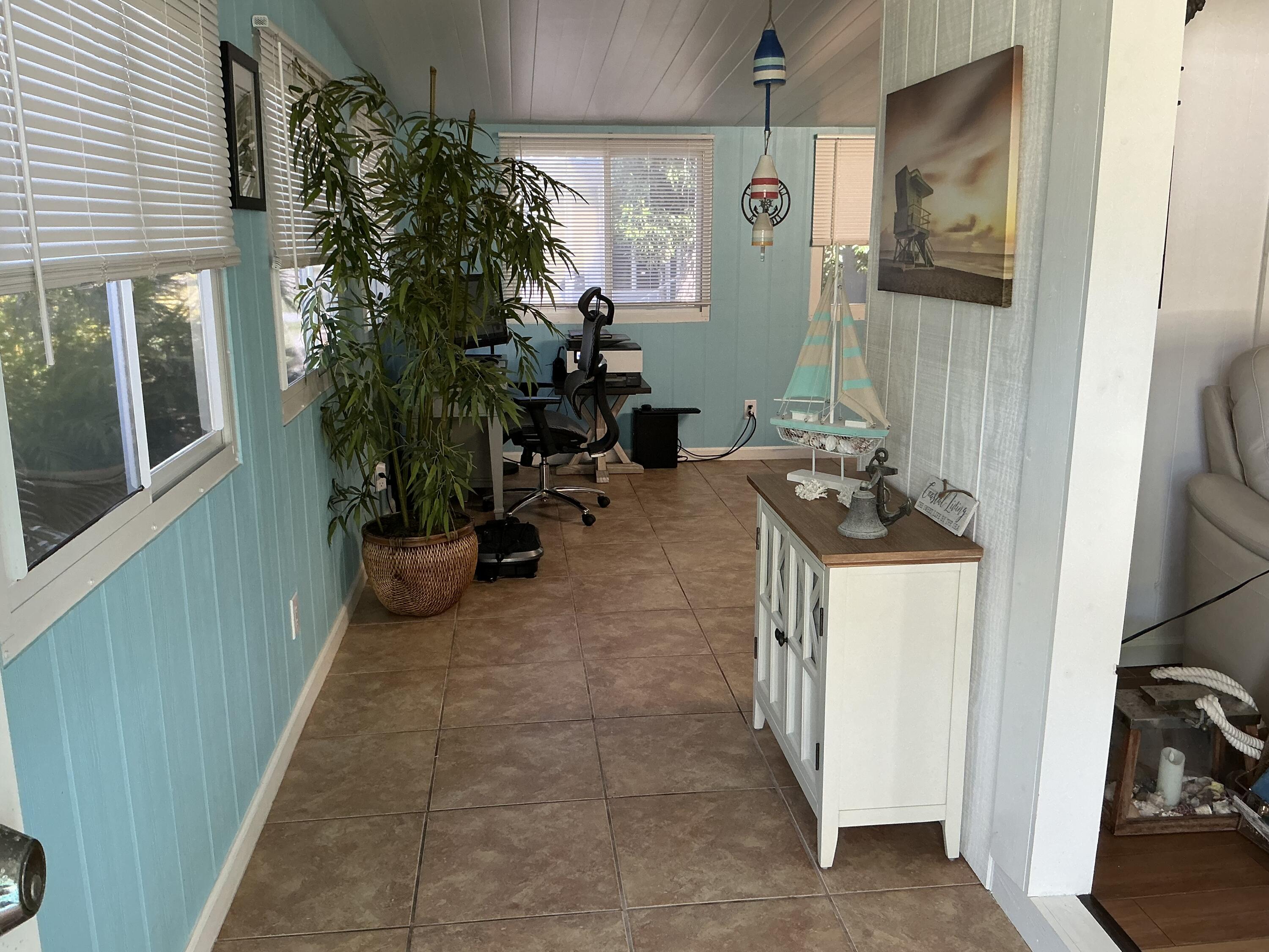 802 North Topaz Key Largo, FL 33037 - Photo 10 of 18 IMG_0034