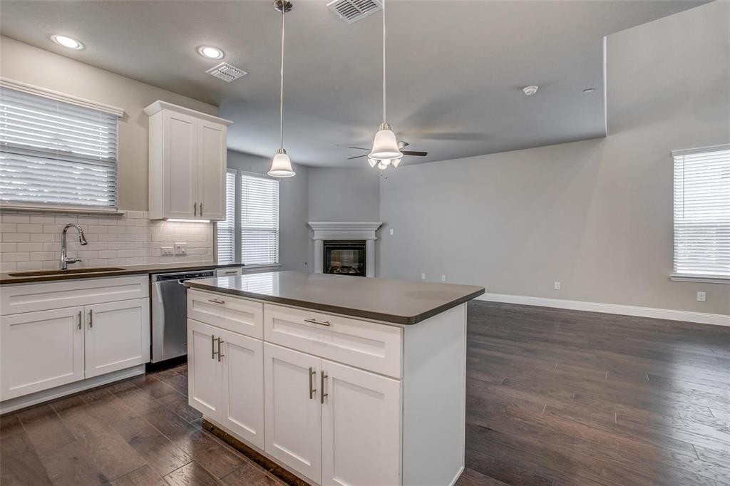 704 Reeves Lane Plano, TX 75075 - Photo 14 of 25