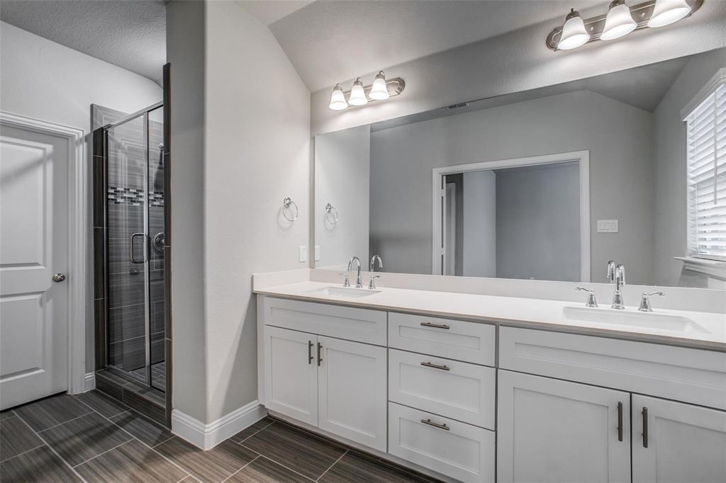 704 Reeves Lane Plano, TX 75075 - Photo 18 of 25