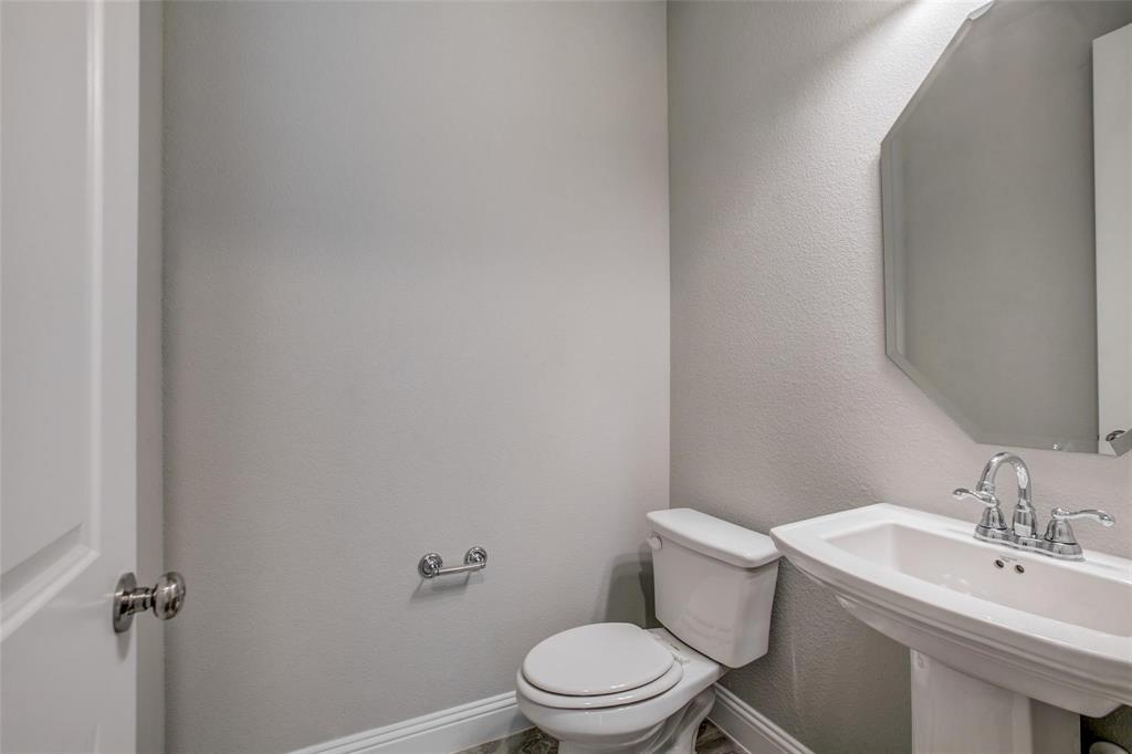 704 Reeves Lane Plano, TX 75075 - Photo 22 of 25