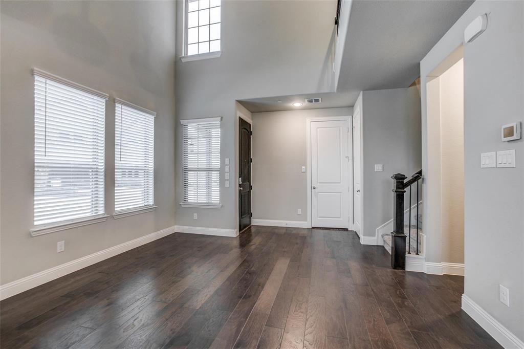 704 Reeves Lane Plano, TX 75075 - Photo 6 of 25