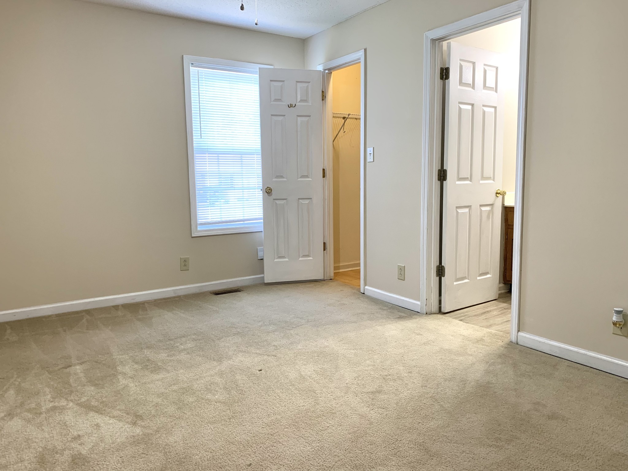 1024 Poppy Seed Drive Oak Grove, KY 42262 - Photo 16 of 21 an empty room with windows