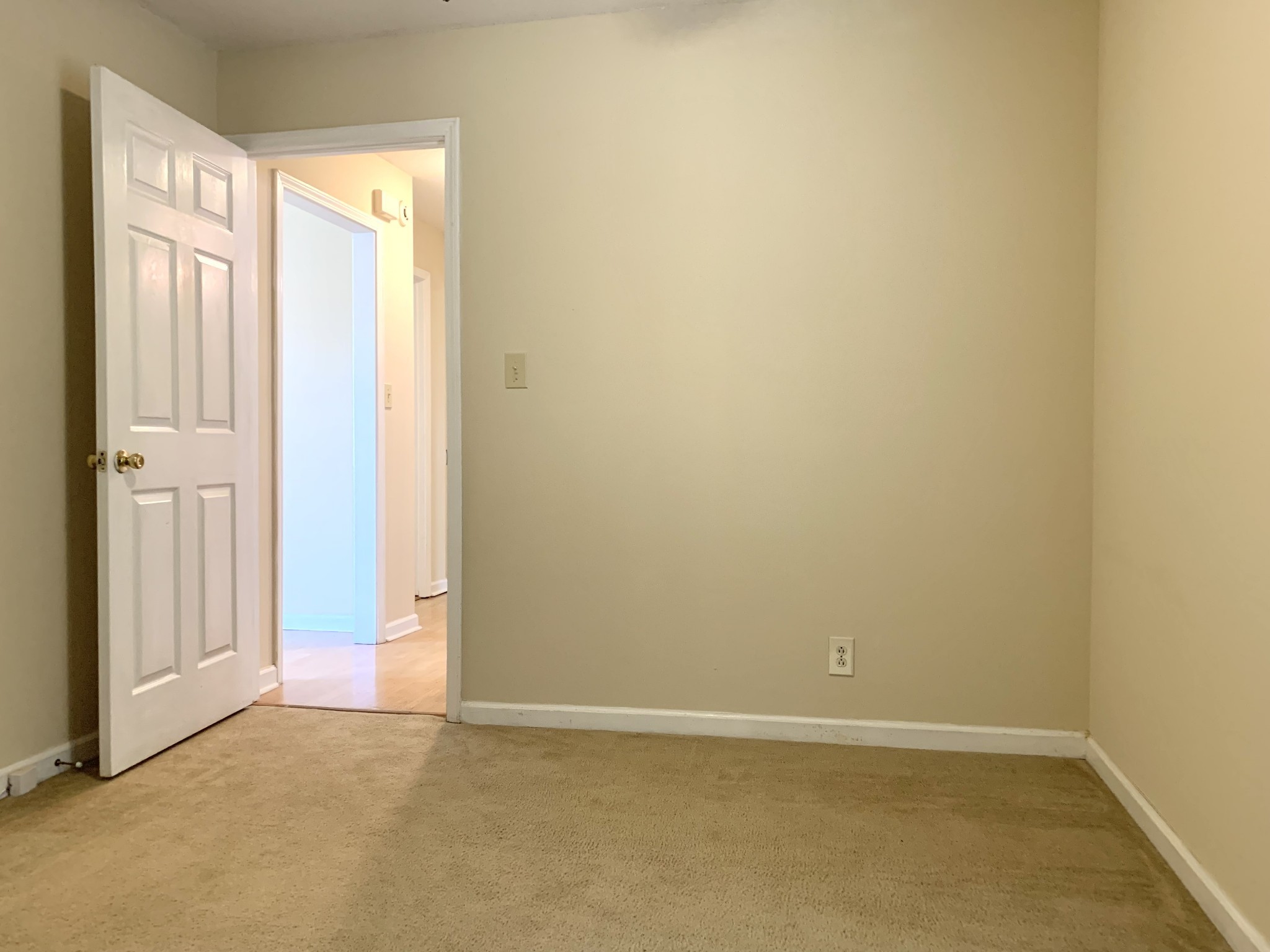 1024 Poppy Seed Drive Oak Grove, KY 42262 - Photo 9 of 21 an empty room with windows