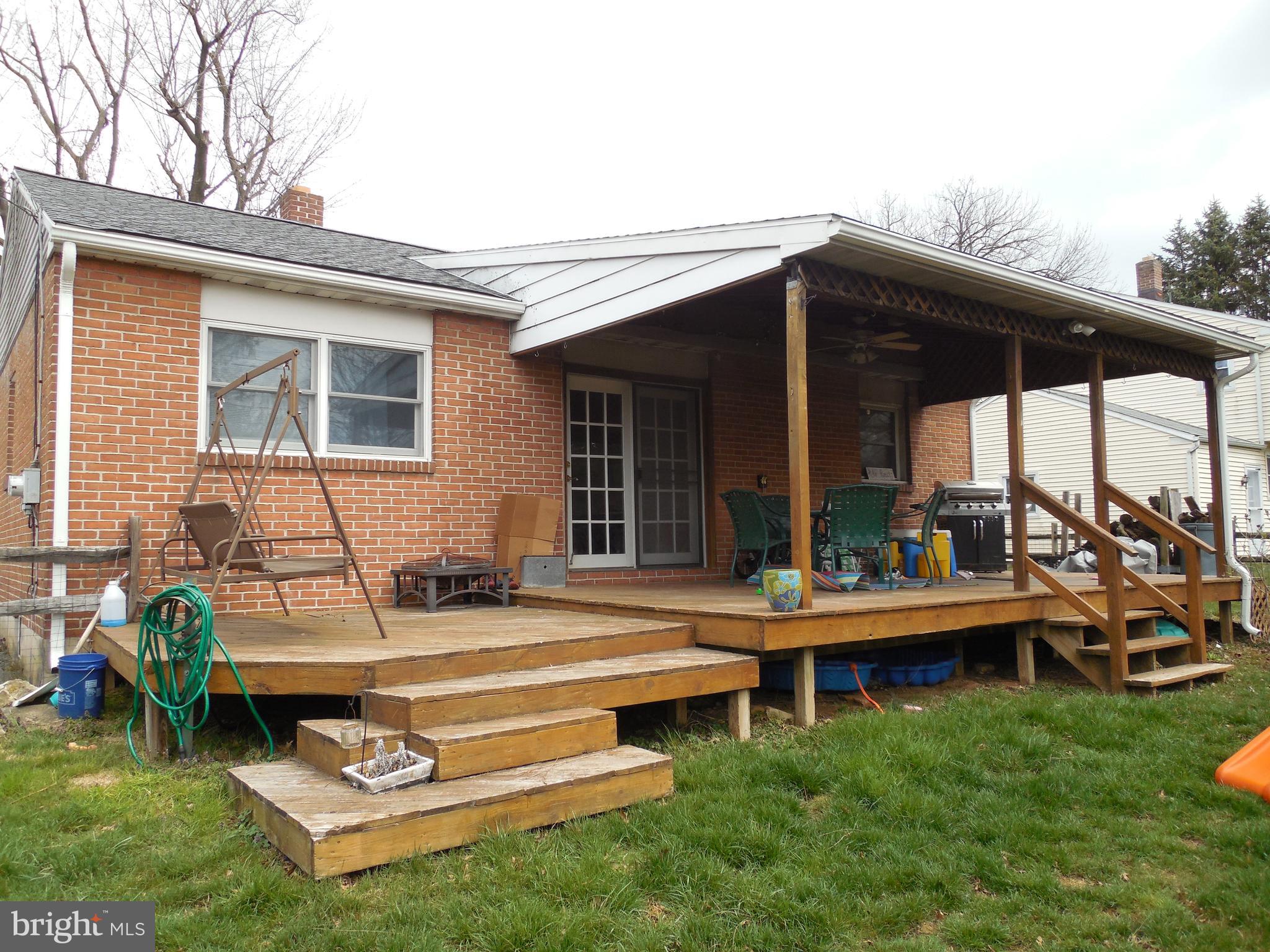 1644 Robert Road Lancaster, PA 17601 - Photo 14 of 14 Rear View