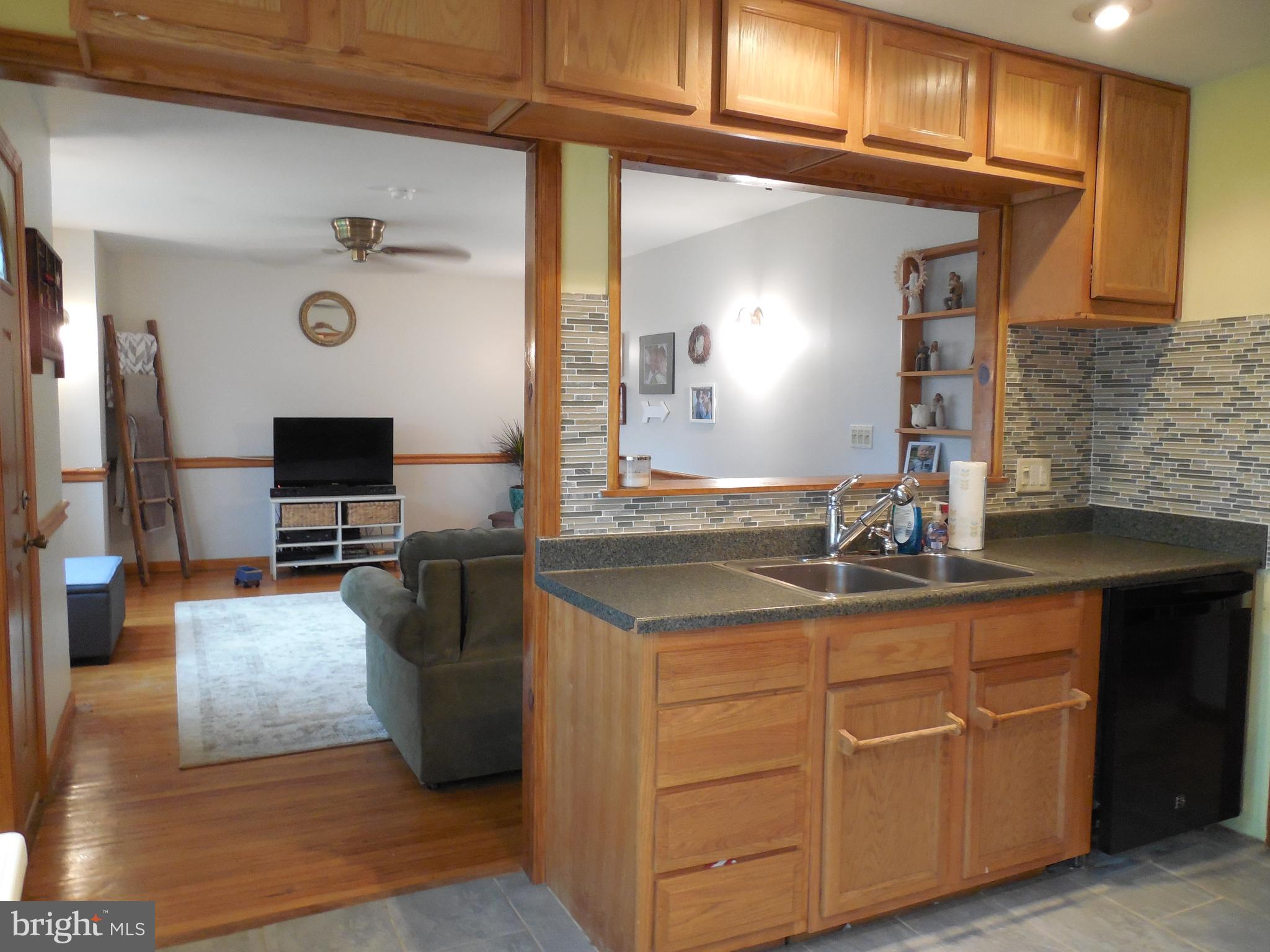 1644 Robert Road Lancaster, PA 17601 - Photo 4 of 14 Open Floor Plan