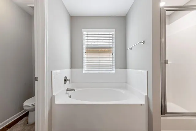 $2,350 | 1010 Valley Rock Drive, Lithonia, GA 30058