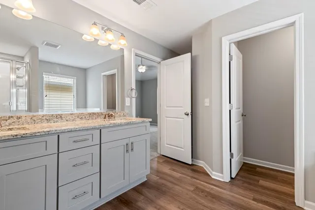 $2,350 | 1010 Valley Rock Drive, Lithonia, GA 30058