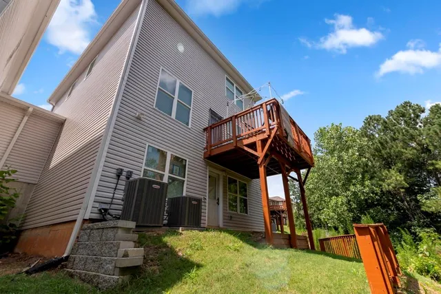 $2,350 | 1010 Valley Rock Drive, Lithonia, GA 30058