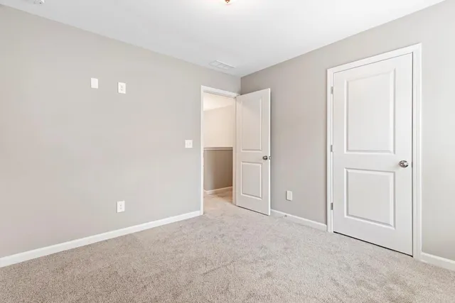 $2,350 | 1010 Valley Rock Drive, Lithonia, GA 30058