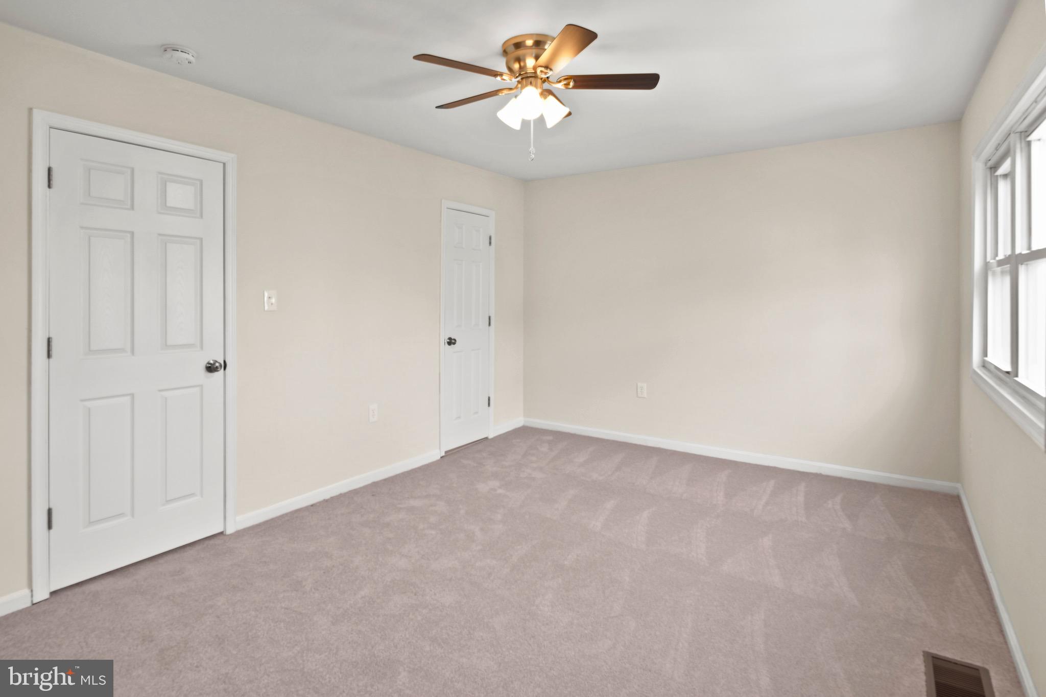 8479 Stonewall Road Manassas, VA 20110 - Photo 20 of 26 Gallery Image 20