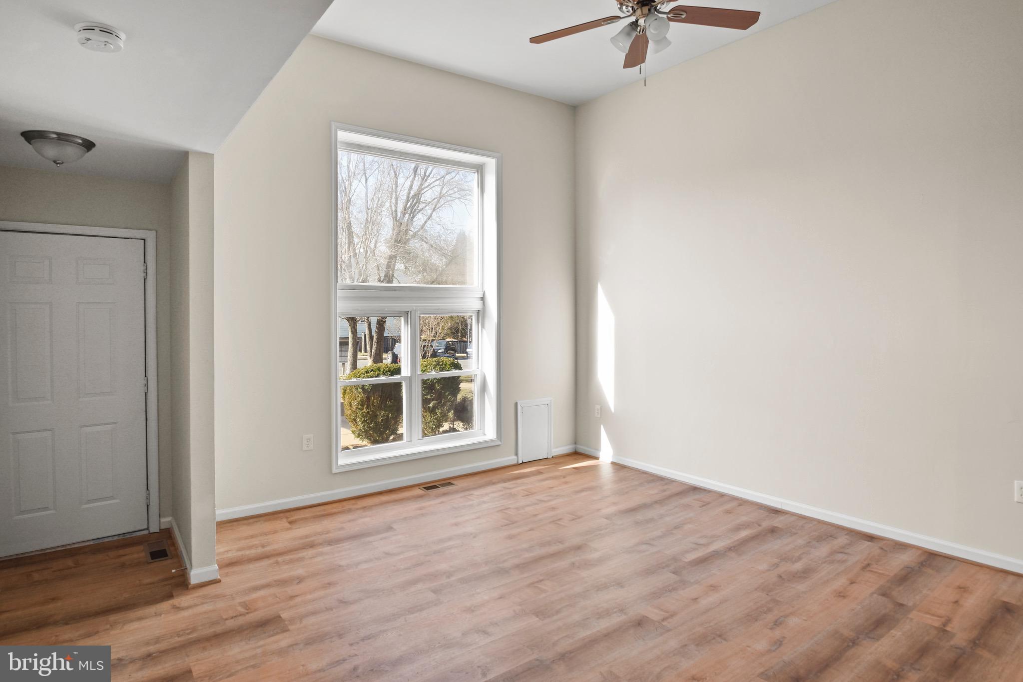 8479 Stonewall Road Manassas, VA 20110 - Photo 5 of 26 Gallery Image 5