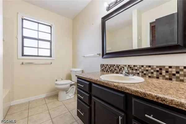 $399,000 | 550 Caloosa Estates Drive, LaBelle, FL 33935