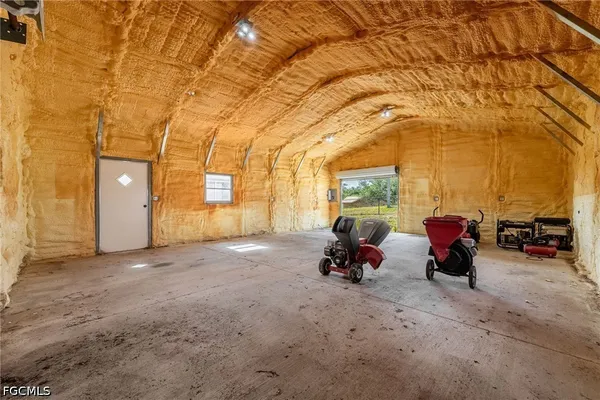 $399,000 | 550 Caloosa Estates Drive, LaBelle, FL 33935