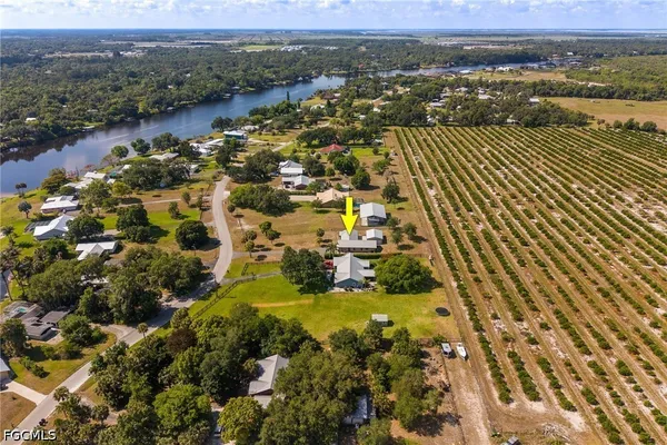 $399,000 | 550 Caloosa Estates Drive, LaBelle, FL 33935