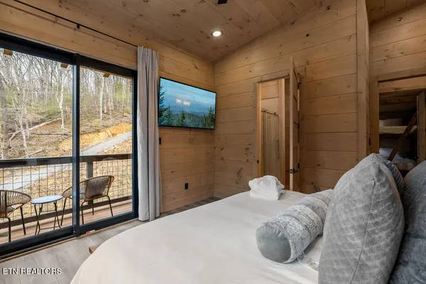 $3,600,000 | 1880 Allen Way, Sevierville, TN 37862