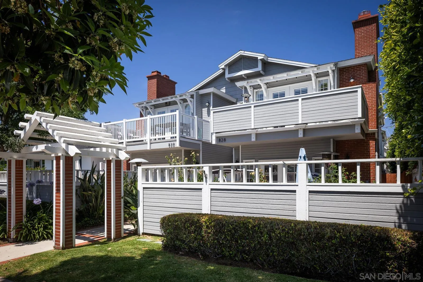 a house view with a outdoor space