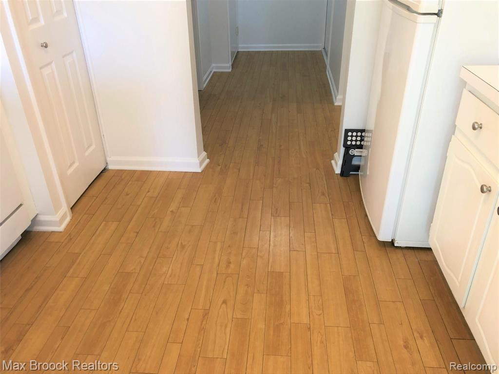 1673 Riverside Drive, Unit 1 Rochester Hills, MI 48309 - Photo 19 of 42