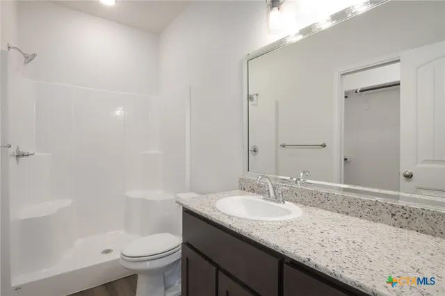 $390,000 | 118 Leon Lane, Copperas Cove, TX 76522