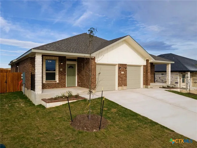 $390,000 | 118 Leon Lane, Copperas Cove, TX 76522
