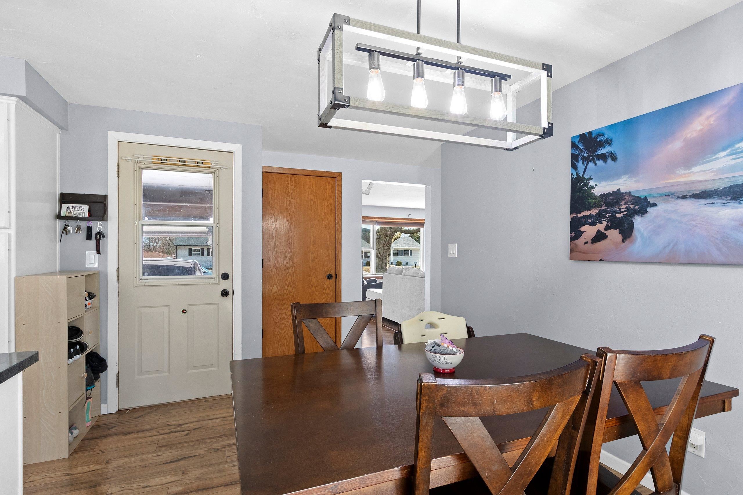 2562 Libal Street Green Bay, WI 54301 - Photo 11 of 55