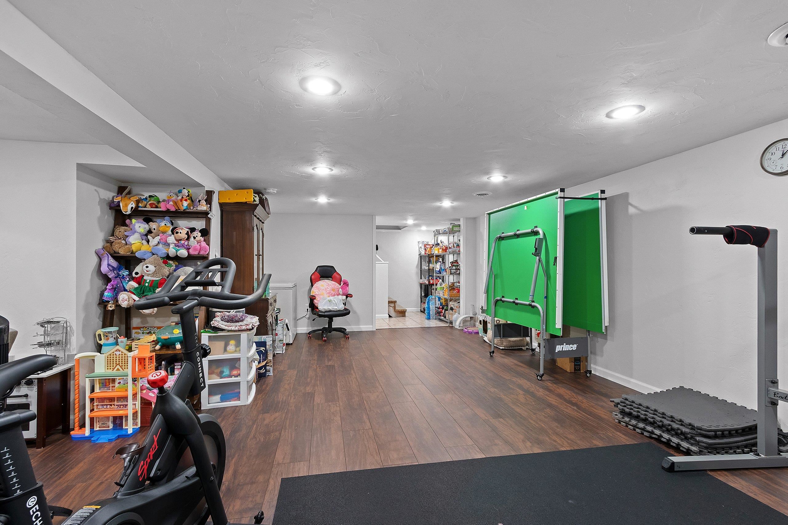 2562 Libal Street Green Bay, WI 54301 - Photo 25 of 55