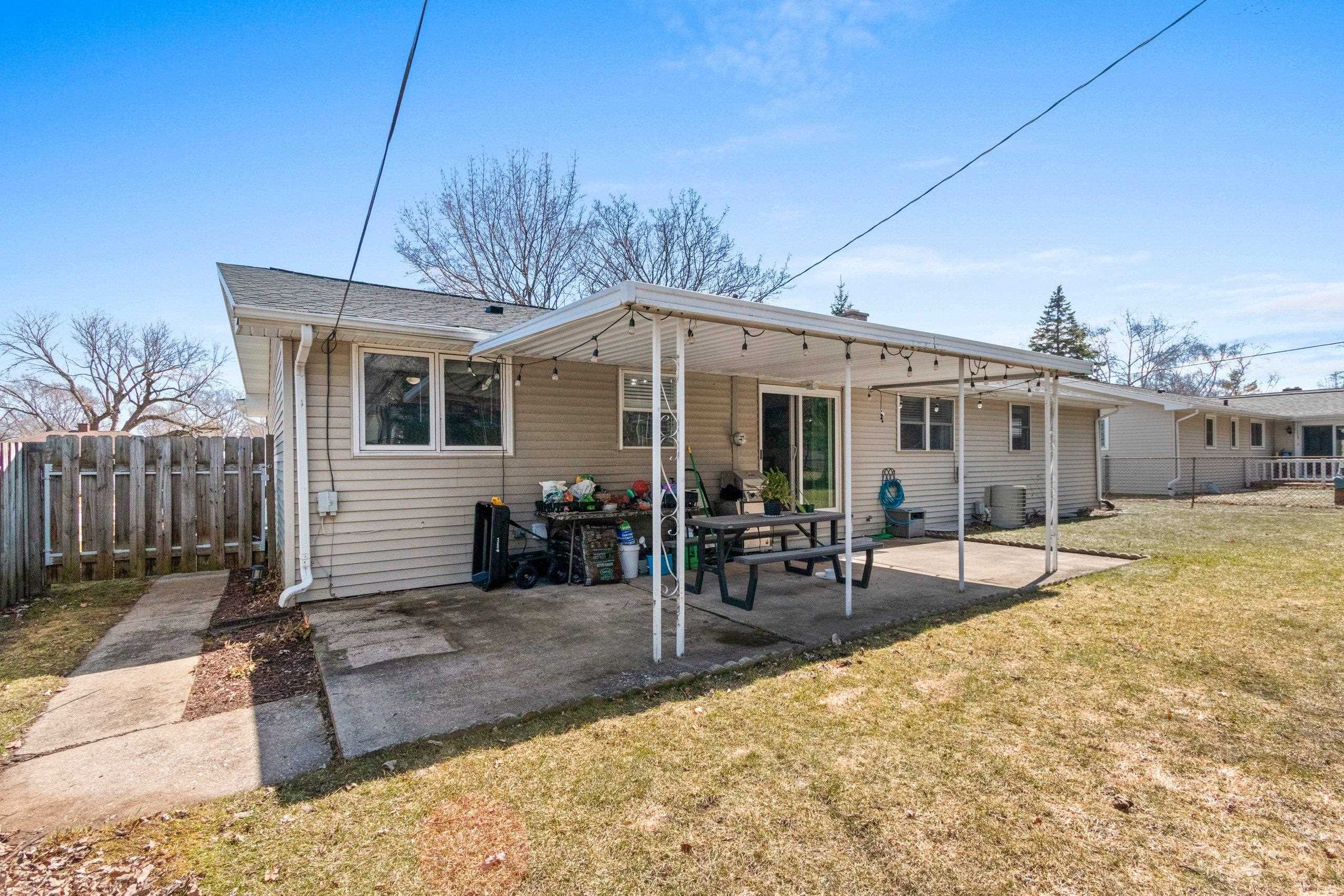 2562 Libal Street Green Bay, WI 54301 - Photo 31 of 55