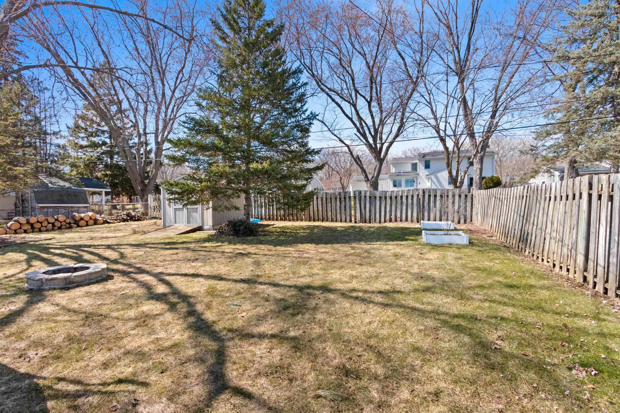 2562 Libal Street Green Bay, WI 54301 - Photo 33 of 55