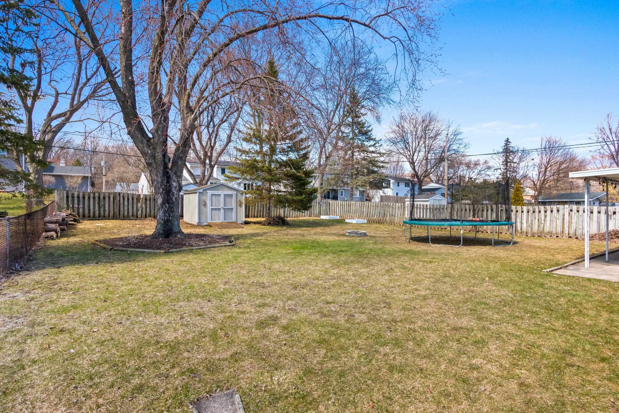 2562 Libal Street Green Bay, WI 54301 - Photo 39 of 55