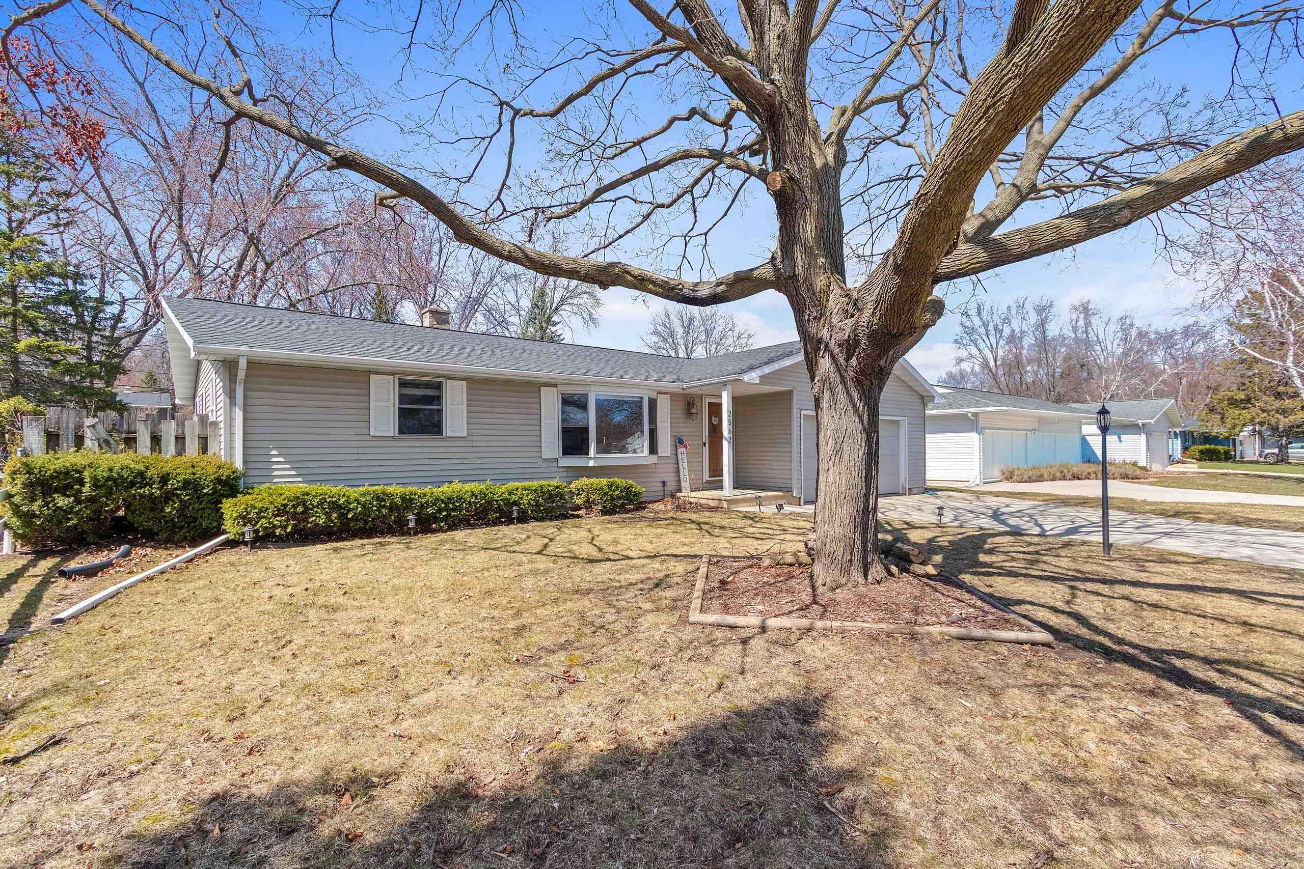 2562 Libal Street Green Bay, WI 54301 - Photo 51 of 55