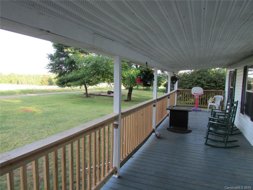 3021 Mullis Road Union Grove, NC 28689 - Photo 8 of 34 Gallery Image 8
