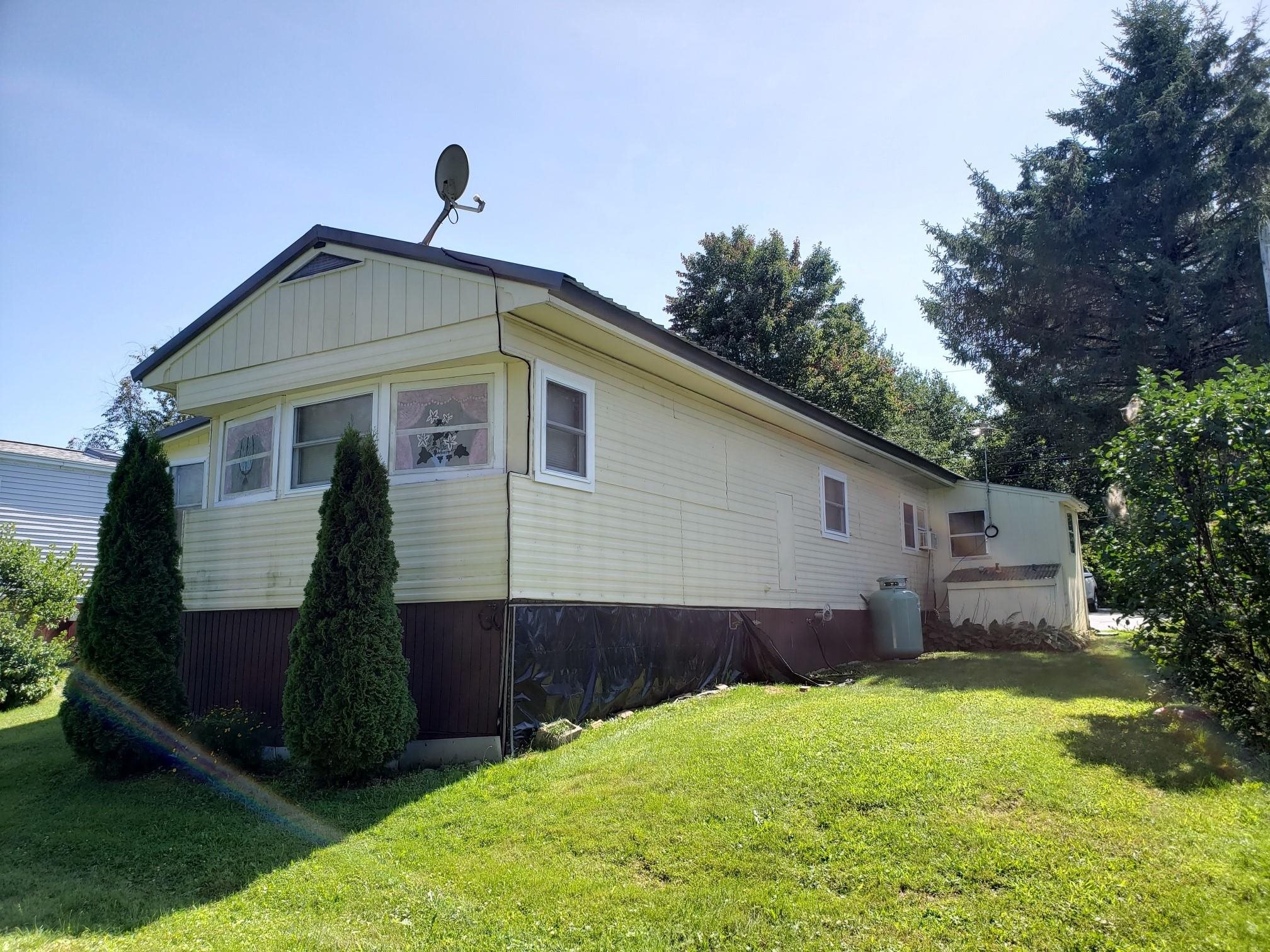 175 Leavitt Road, Unit 12 Pittsfield, NH 03263 - Photo 4 of 26 Gallery Image 4