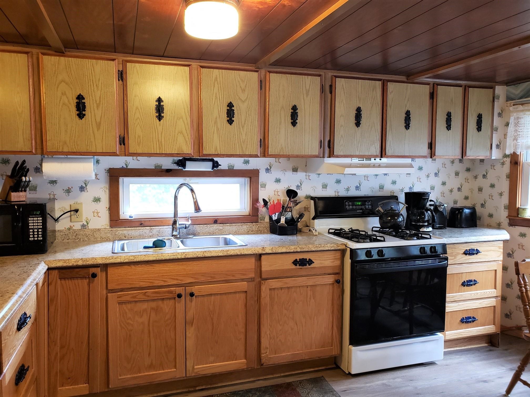 175 Leavitt Road, Unit 12 Pittsfield, NH 03263 - Photo 8 of 26 Gallery Image 8