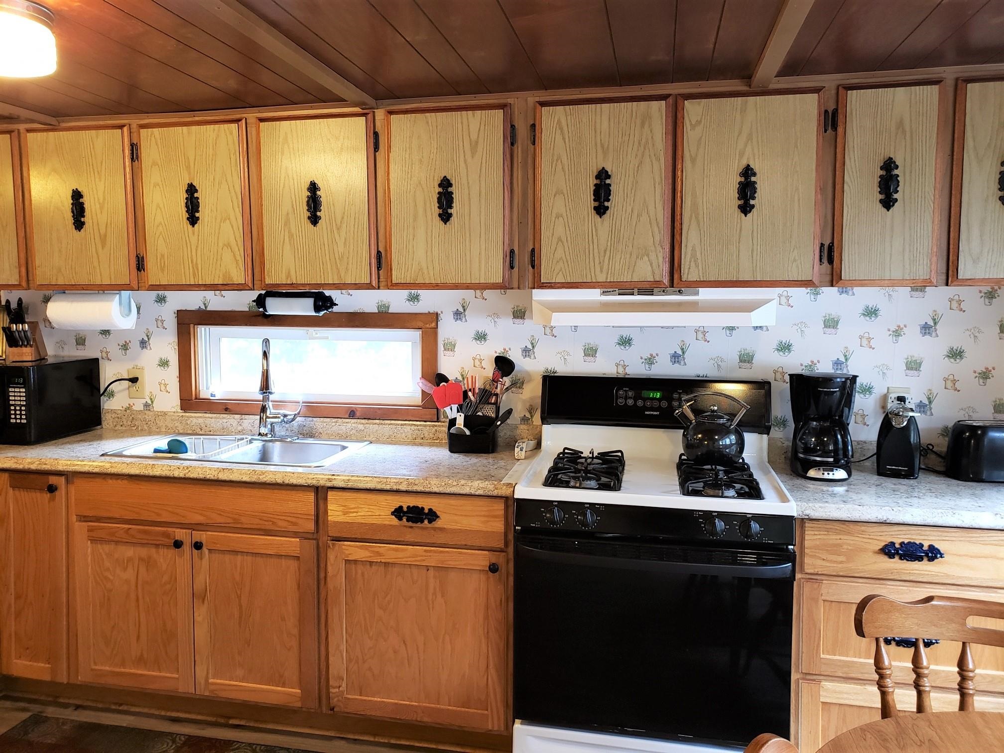 175 Leavitt Road, Unit 12 Pittsfield, NH 03263 - Photo 9 of 26 Gallery Image 9