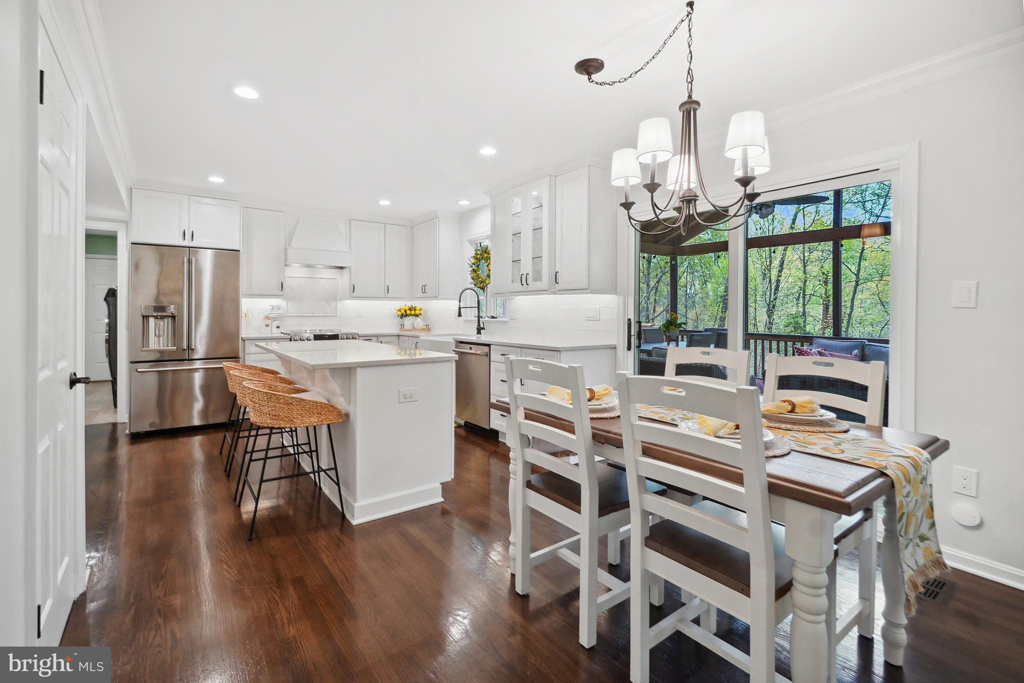 11007 Raccoon Ridge Court Reston, VA 20191 - Photo 17 of 55