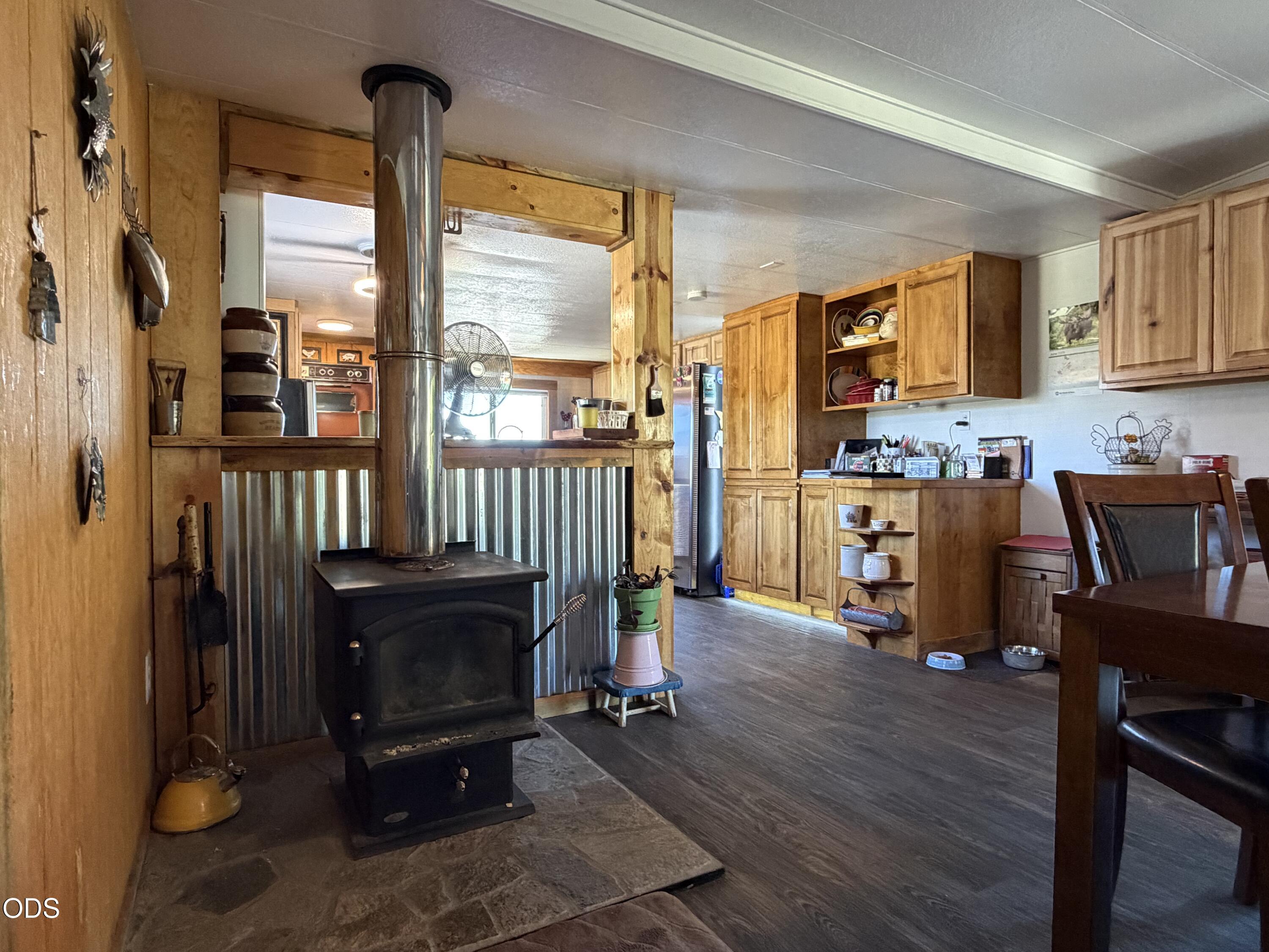 27710 Picnic Creek Road Mount Vernon, OR 97865 - Photo 22 of 82